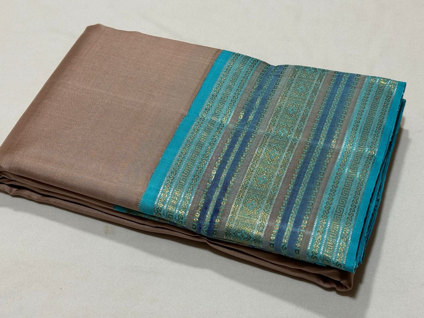 Biscuit beige with blue korvai