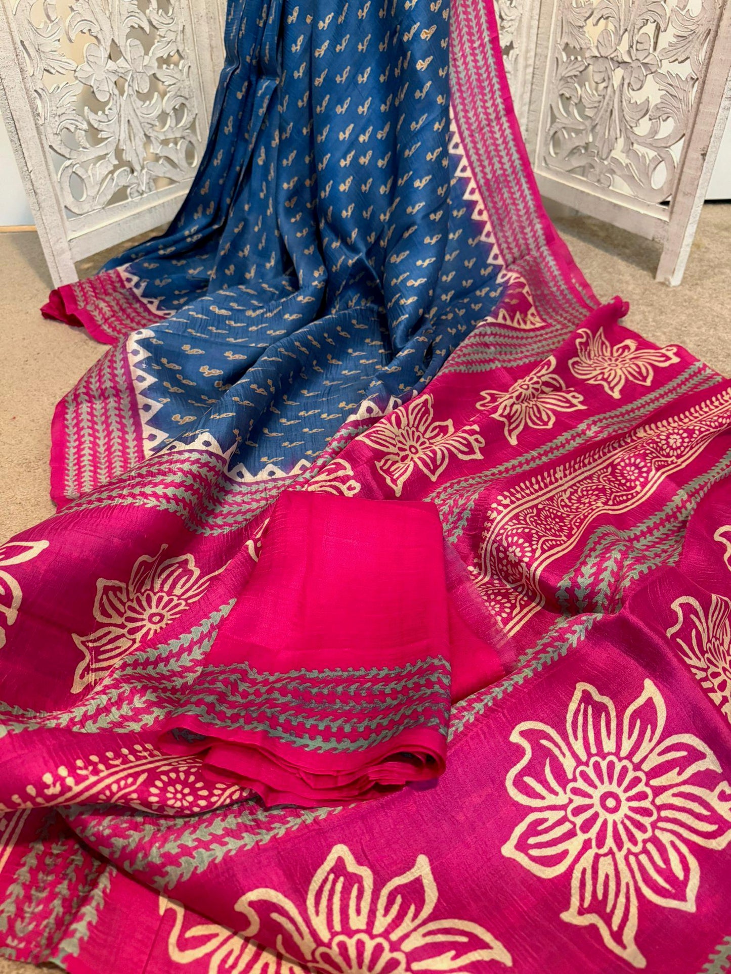 Blue with tomato pink