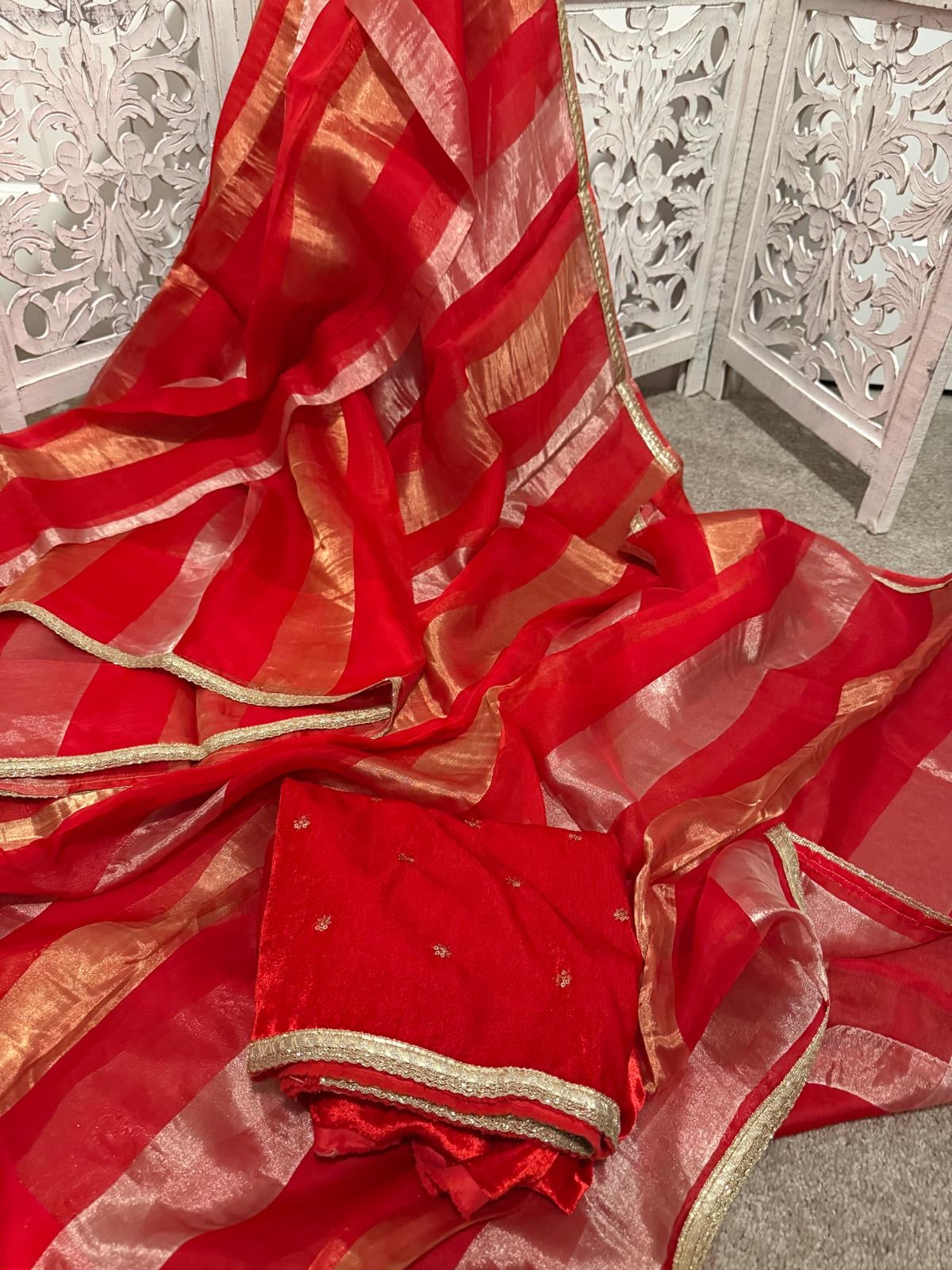 Tissue benarasi red gold / silver