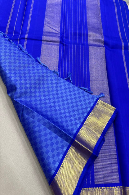 Royal blue carpet checks self contrast