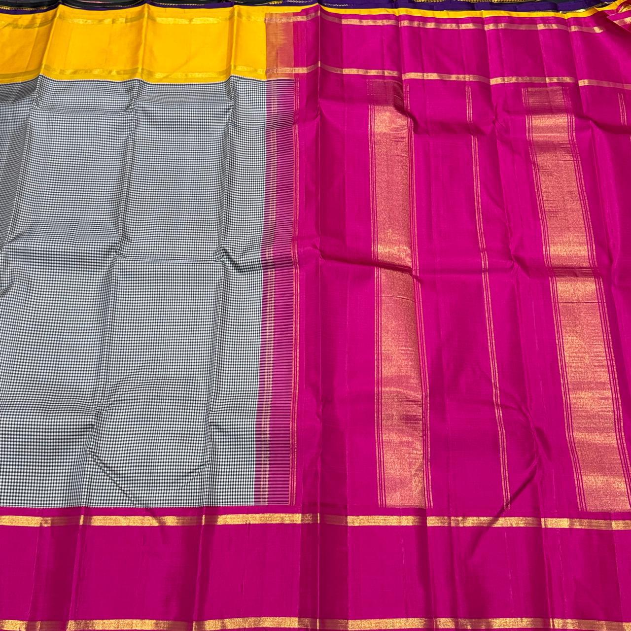 Black / white Ganga / Jamuna podikattam korvai