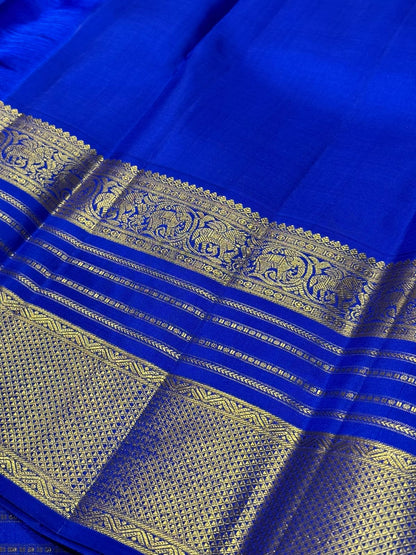 Yellow / royal blue buttas korvai