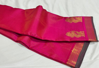 Tomato pink vairaoosi vintage style Yazhi motiffs
