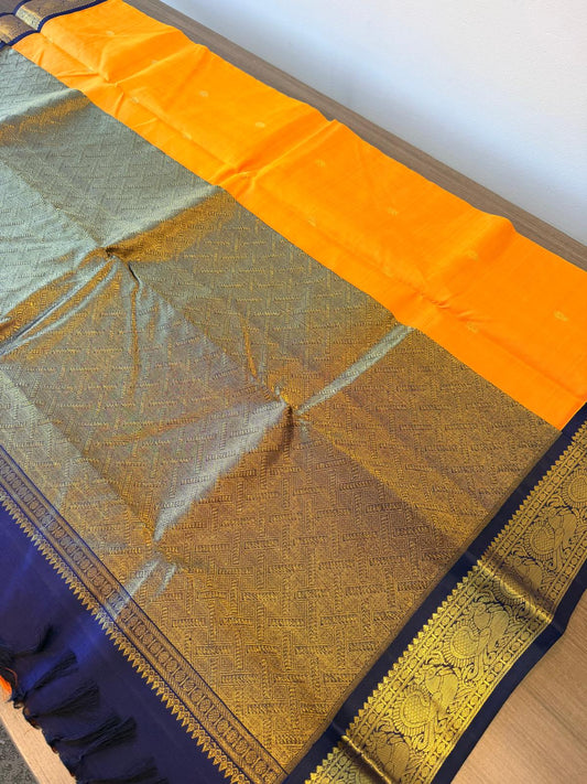 Mango yellow / dark blue buttas korvai