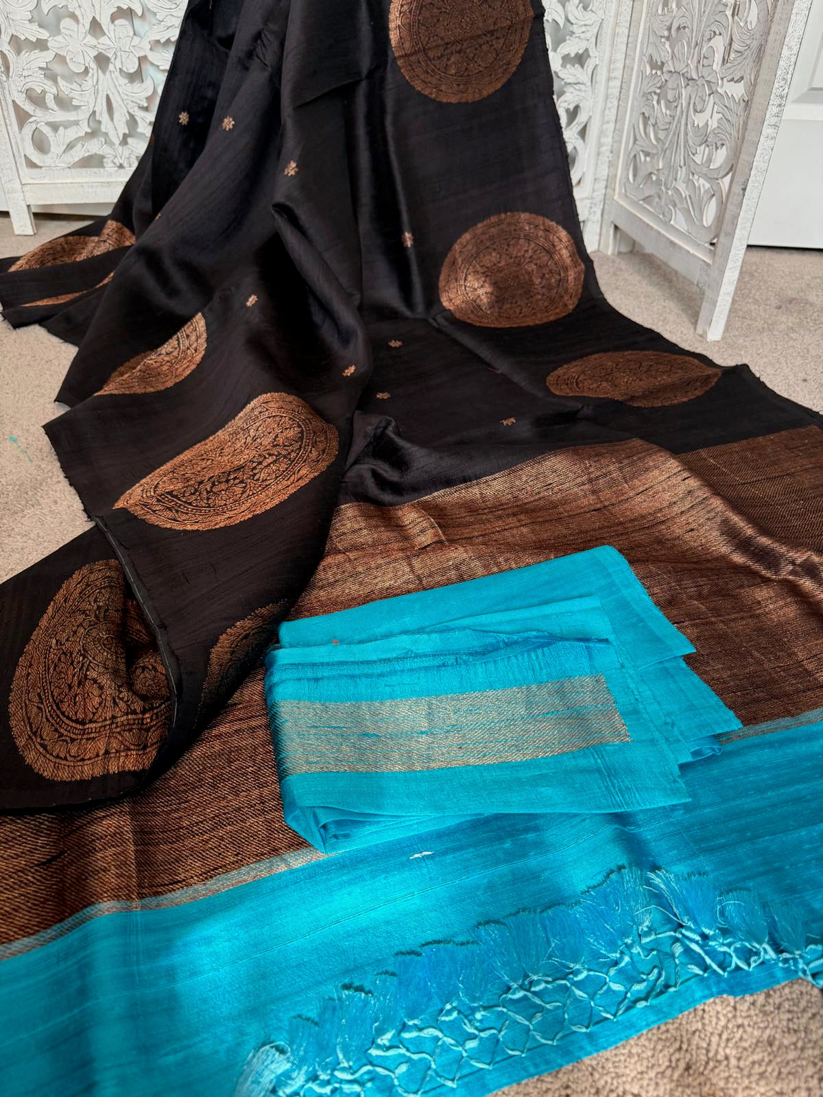 Black coppersulphate blue
