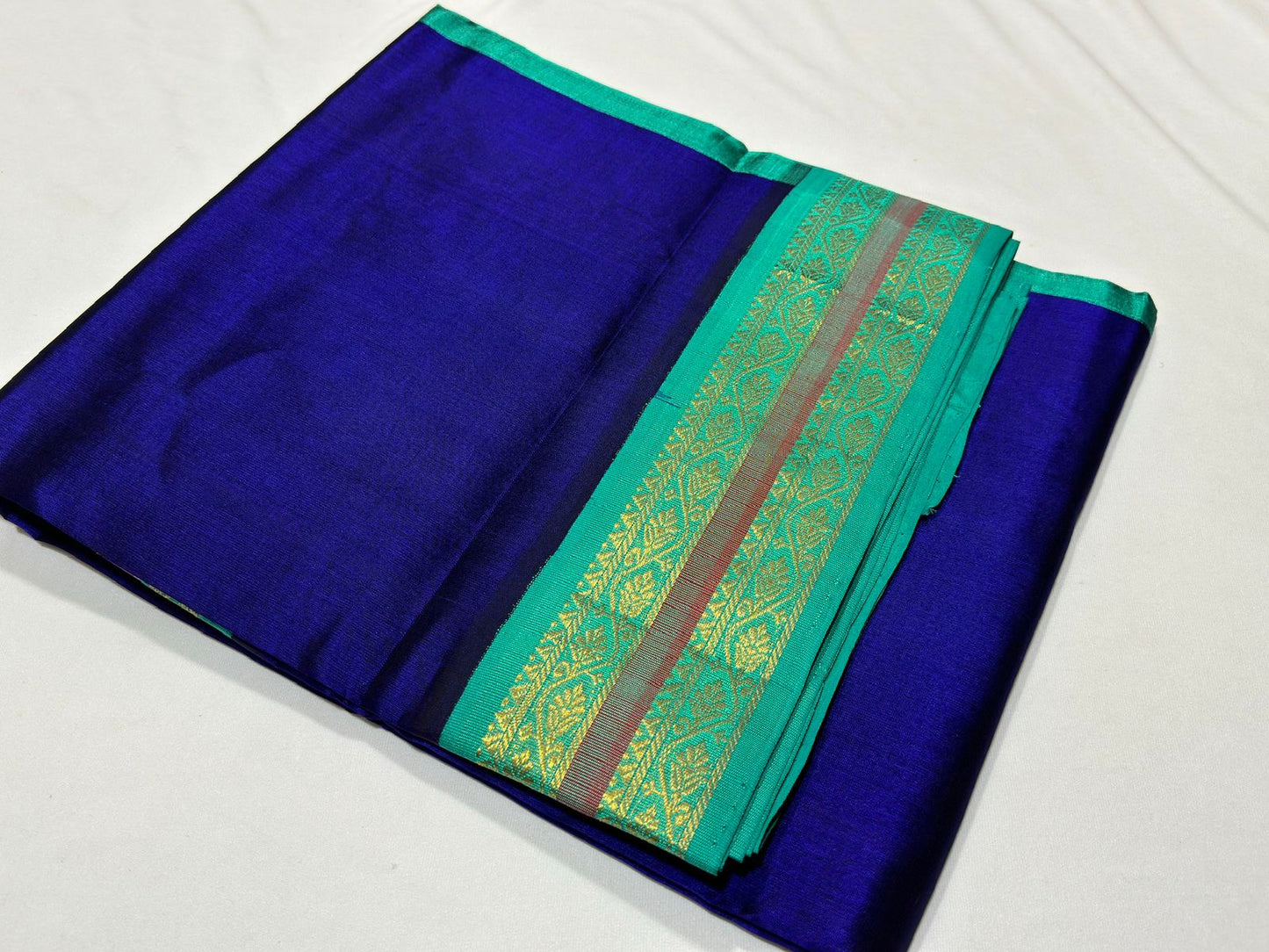Royal blue with turquoise blue plain korvai
