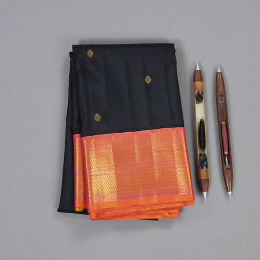Black peach buttas korvai