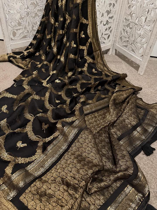 Black with gold Pure Tussar